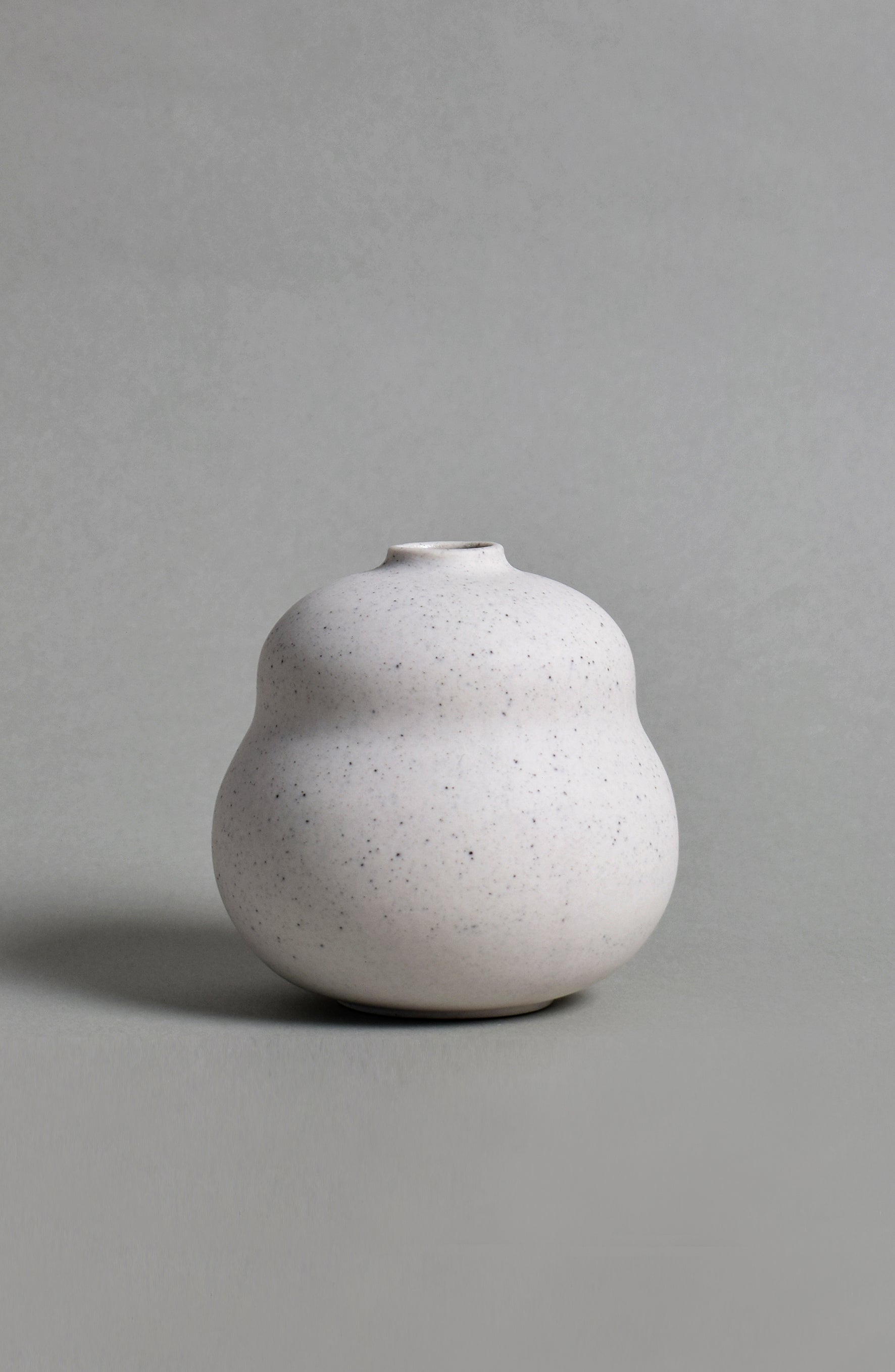 Pomelo -minivase, basic – Shop - Artist Laura Itkonen